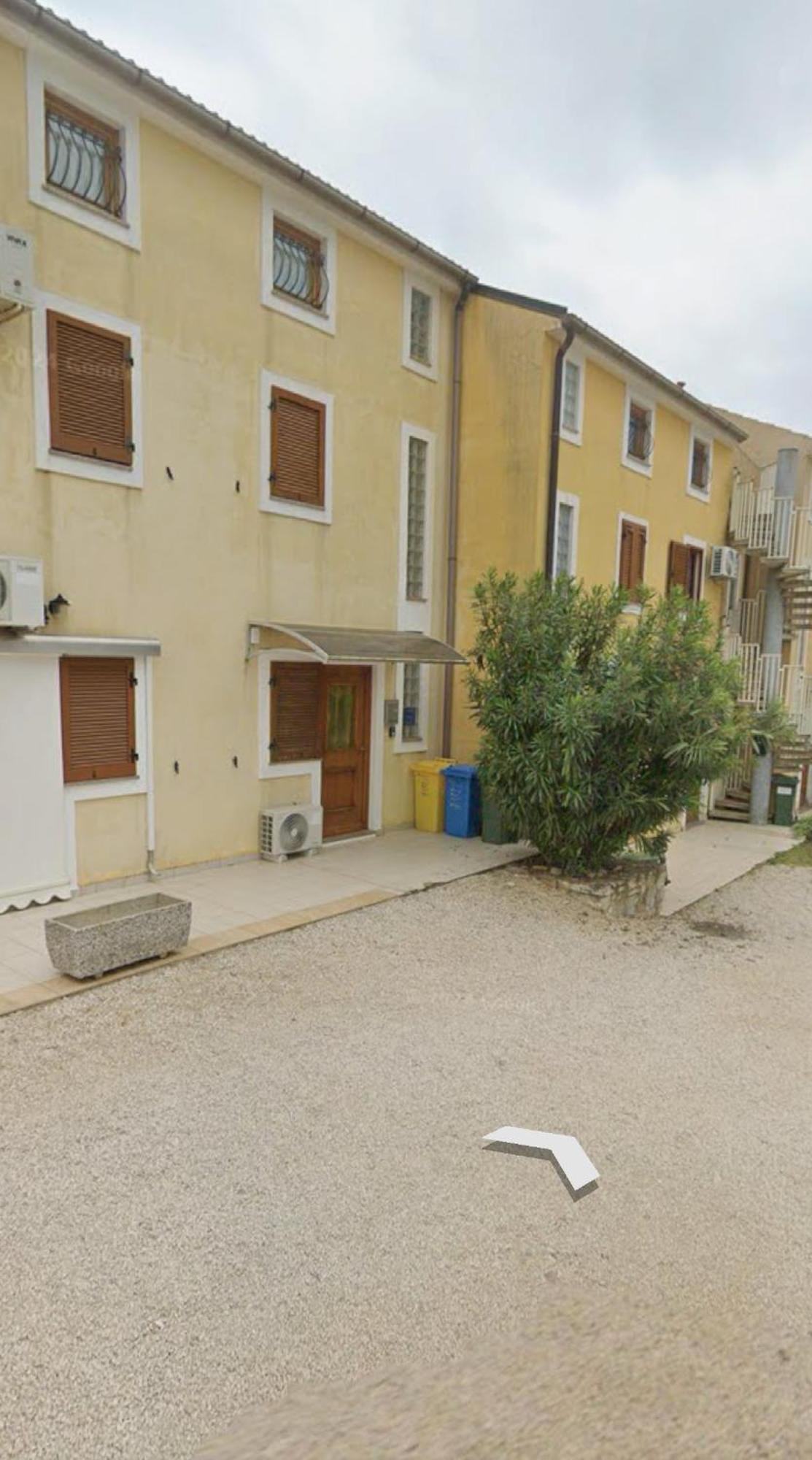Fortuna Apartment Tar-Vabriga Exterior foto